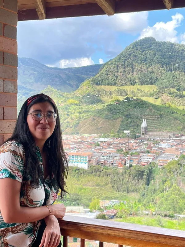 Gina Mora, facilitadora
